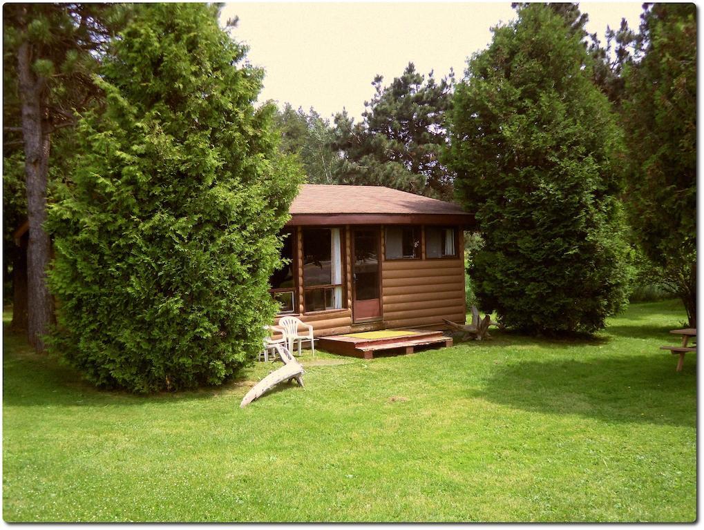 Maciver'S Motel And Camp Blind River Стая снимка